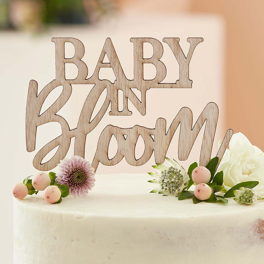 Puinen Kakkukoriste - Baby in Bloom