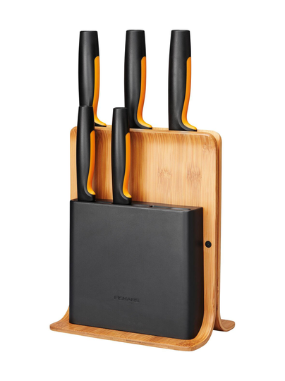 Functional form -veitsisetti ja -teline